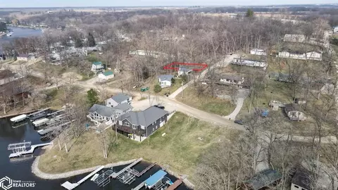 107 Wild Rose Dr, Montezuma, IA 50171