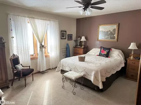 Bedroom - 31 Schutter Cir, Algona, IA 50511 photo 2 of 3