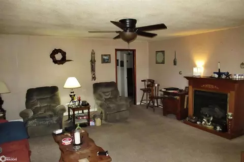 1830 Laurel St, Hamilton, IL 62341 photo 3