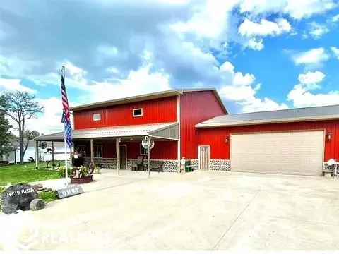 103 Wrenwood Rd, Montezuma, IA 50171
