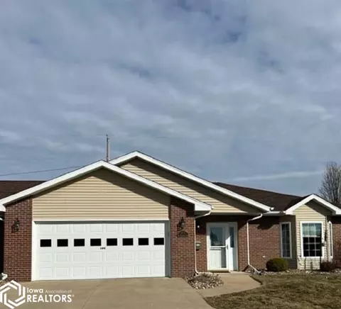 1410 Mason Lane Dr, Burlington, IA 52601