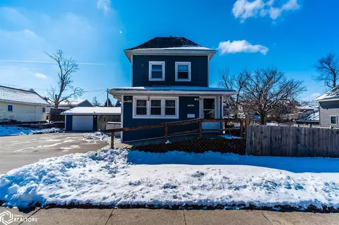 1106 Fremont St, Marshalltown, IA 50158