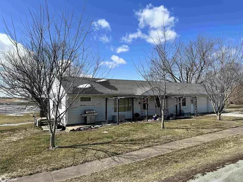 303 N Center St, Promise City, IA 52583