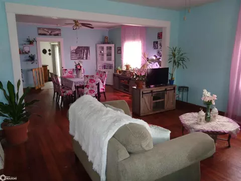 520 E Walsh St, Centerville, IA 52544 photo 6