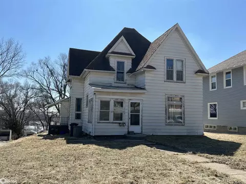 1109 2nd Ave S, Denison, IA 51442