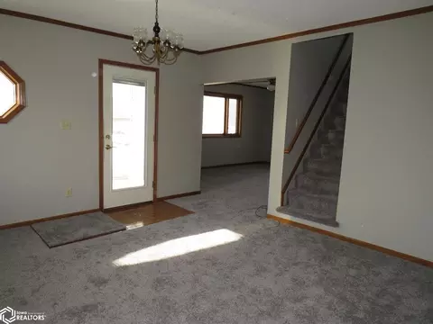 307 E 5th St, Carroll, IA 51401 photo 5