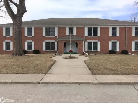 408 S Hall St #5, Algona, IA 50511