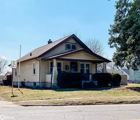 1905 Mount Pleasant St, Burlington, IA 52601