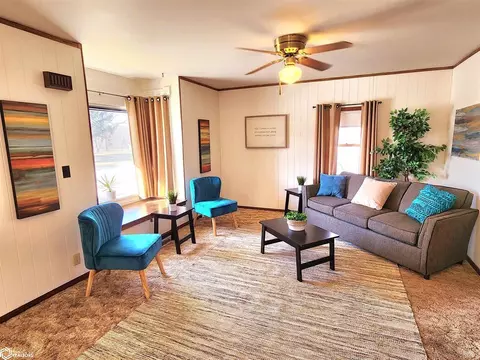 13 E Mill St, Rock Falls, IA 50467 photo 5