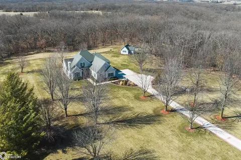 1540 182nd Ave, Drakesville, IA 52552