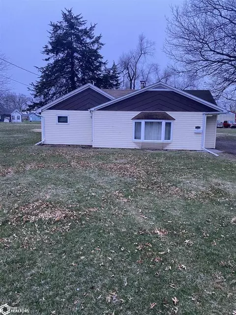 1136 Burns Ave, Ottumwa, IA 52501