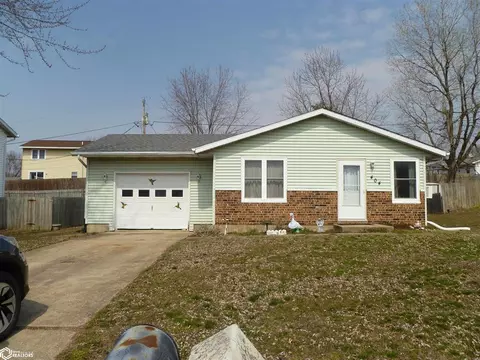 404 Messenger Rd, Keokuk, IA 52632
