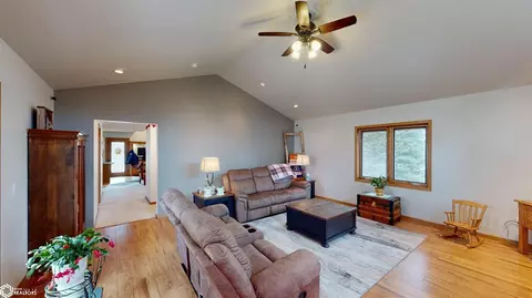 Living - 601 Park Ave, Odebolt, IA 51458 photo 3 of 8