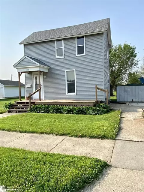 603 Lee St, Marshalltown, IA 50158