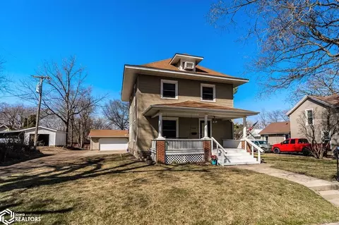 1010 16th Ave, Eldora, IA 50627