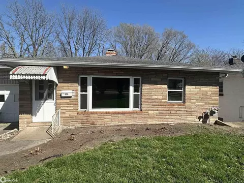 306 Curran St, Burlington, IA 52601