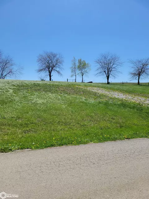 677 678 Big Bend Rd, Ellston, IA 50074