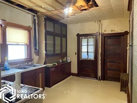 305 Standring St, Corwith, IA 50430 photo 16