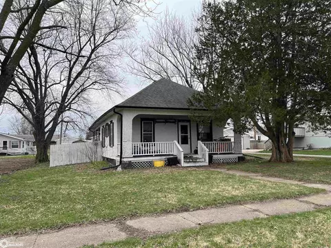1016 4th Ave E, Albia, IA 52531