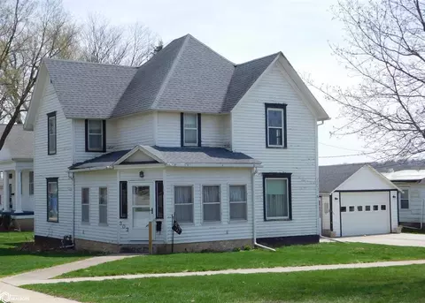302 S 16th St, Denison, IA 51442
