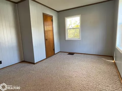1009 9th St, Corning, IA 50841 photo 12