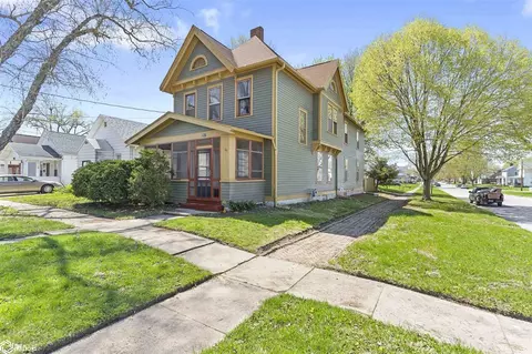 1517 N Central Ave, Burlington, IA 52601