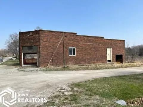 Kells Avenue, Melrose, IA 52569