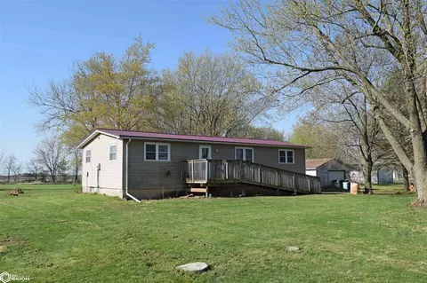241 College St, Birmingham, IA 52535