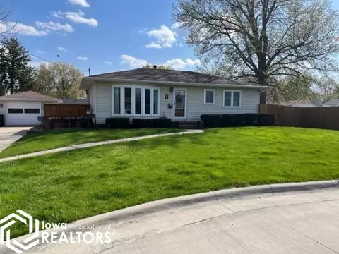 1304 Hamilton St, Ottumwa, IA 52501