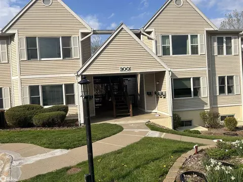 701 E Lowe #313, Fairfield, IA 52556