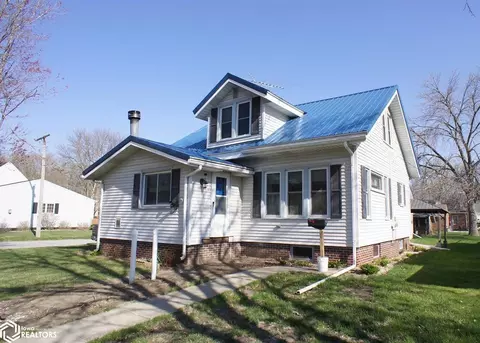 1045 Bank St, Webster City, IA 50595
