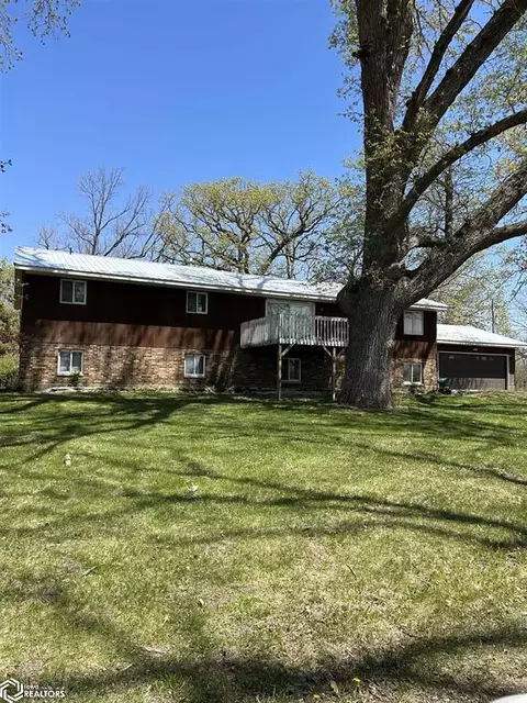 6252 140th St, Burlington, IA 52601