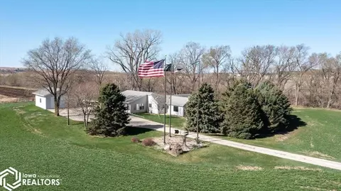 1907 Union Ave, Dow City, IA 51528