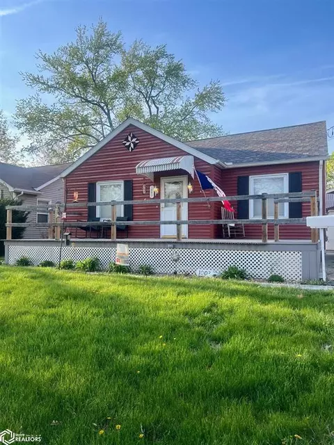 1003 4th Ave E, Oskaloosa, IA 52577