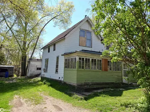330 Evergreen St, Ottumwa, IA 52501