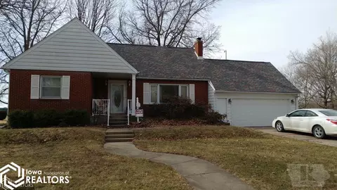 401 Vernon, West Burlington, IA 52655