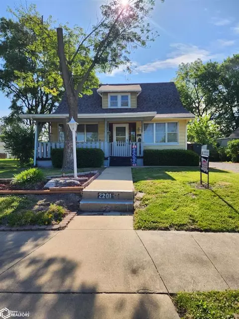 2201 Mckinley Ave, Keokuk, IA 52632