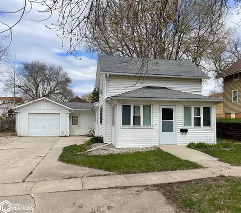 512 W Nebraska St, Algona, IA 50511