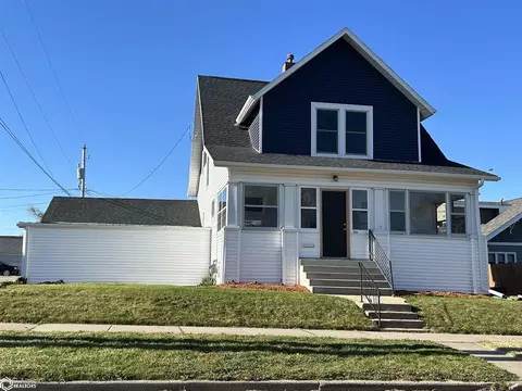 908 Fremont St, Marshalltown, IA 50158