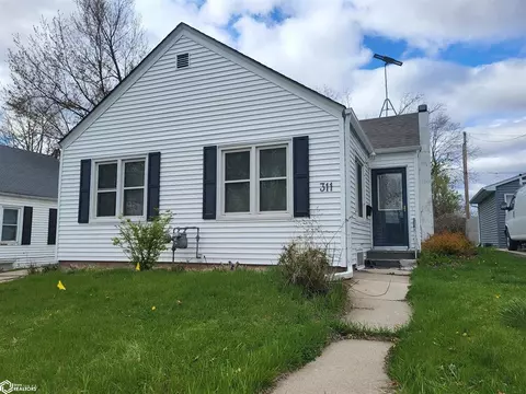 311 Innes Blvd, Marshalltown, IA 50158