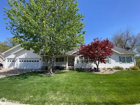 2550 Diamond Ridge Dr, Burlington, IA 52601