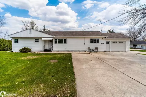 808 5th St, Union, IA 50258