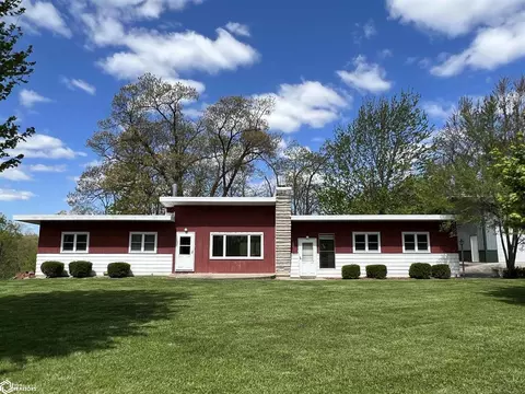 3066 County Rd 103, Fort Madison, IA 52627