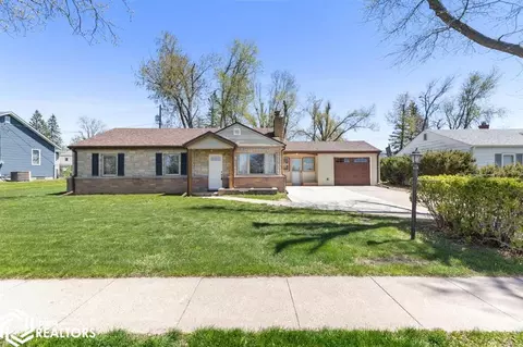 1408 S 6th St, Marshalltown, IA 50158