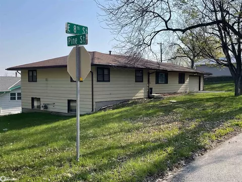 900 E 8th St, Atlantic, IA 50022 photo 2