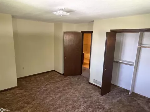 900 E 8th St, Atlantic, IA 50022 photo 11