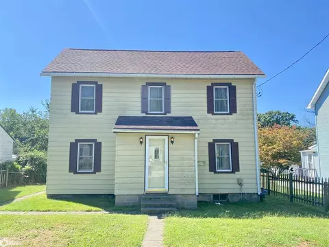 3627 Iowa Rd, Keokuk, IA 52632