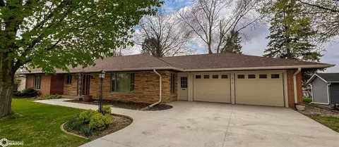 815 1st Ave SE, Hampton, IA 50441