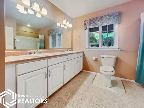 815 1st Ave SE, Hampton, IA 50441 photo 21
