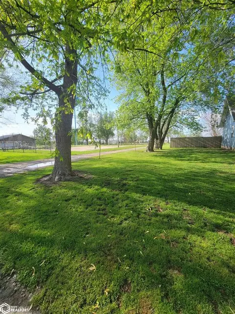 201 E 1st Ave, Kellerton, IA 50133 photo 35